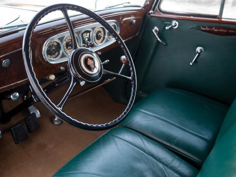  Packard Eight Convertible Sedan 1936 года  (фото 5 из 8)